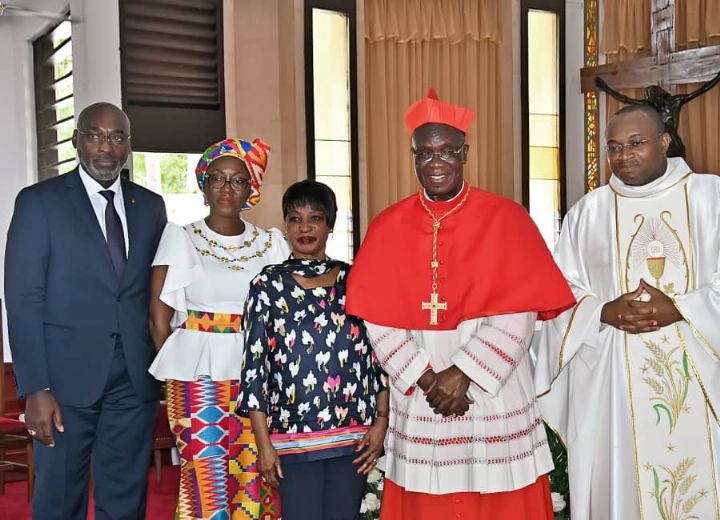 Consécration de la commune de Cocody à la Vierge Marie, samedi: Mme Bédié et le Pdci ont prié avec les catholiques pour la paix en Côte d’Ivoire